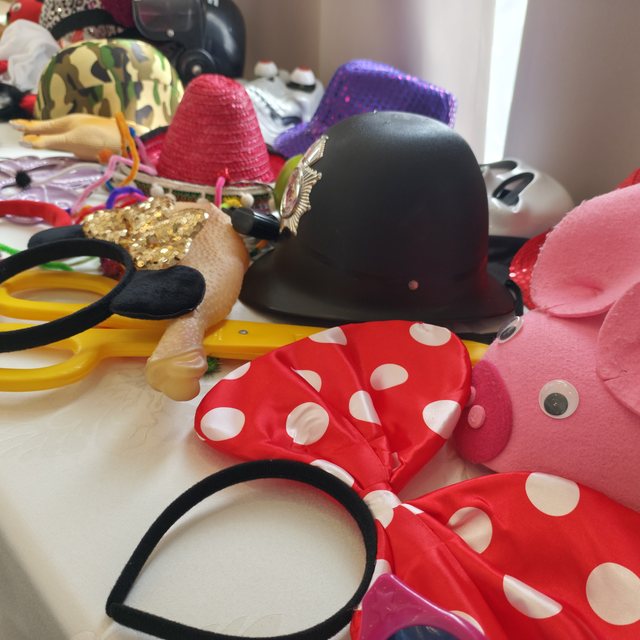 Accesorii pentru cabina foto — pălării, ochelari și urechi Minnie